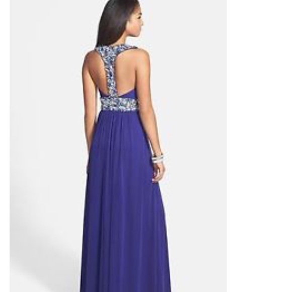 New with tags Xscape embellished dress - prom - Picture 2 of 6
