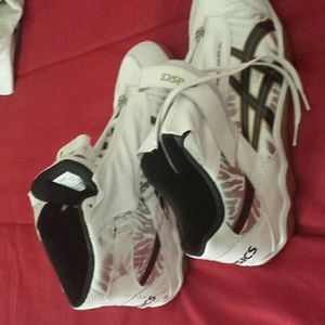 ASICS javelin and throwing shoes