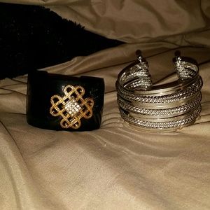 Adjustable Cuff Set