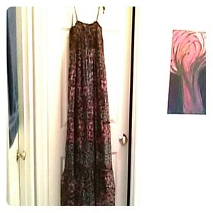 Forever21 Floral maxi dress w/ slight ruching