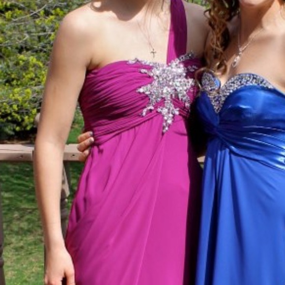 Dresses & Skirts - Magenta One Strap Prom Dress