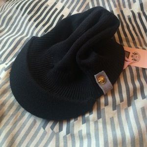 Juicy Couture black knitted hat