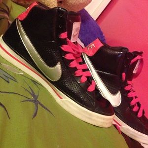 Nike Blazer High Top