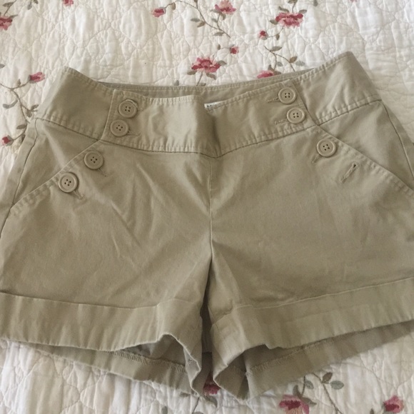 Khaki shorts