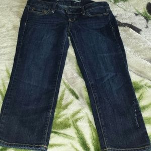 American Eagle capris