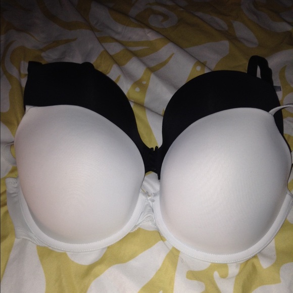 Two black and white aerie 34D bras