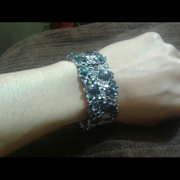 Bangle - Picture 3 of 3