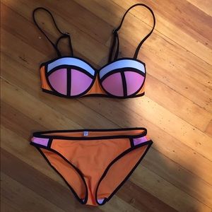 Dupe Poppy Triangl Swimsuit