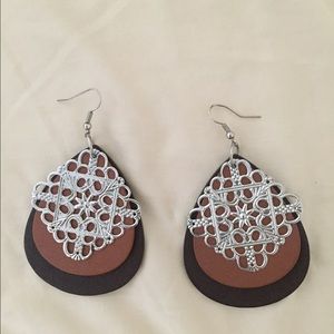 Wooden earrings
