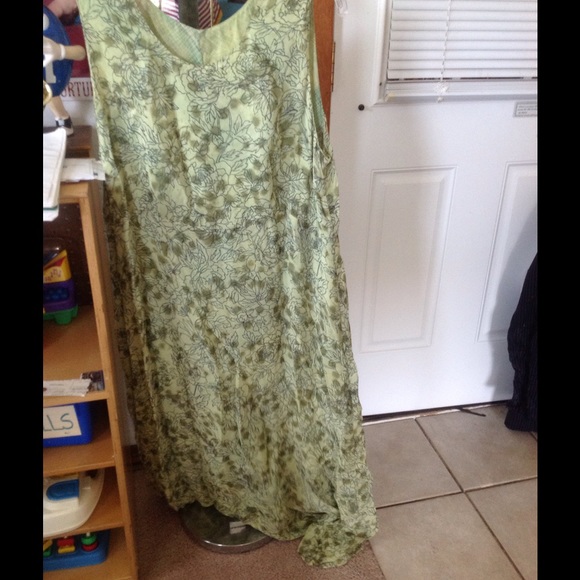 Reversible maxi dress..lime green and black..