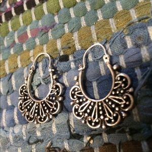 Cute earrings. CAN BUNDLE