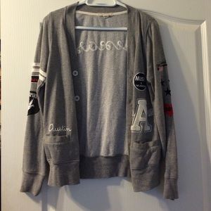 Forever 21 Grey Cardigan. Forever 21 Grey Cardigan.