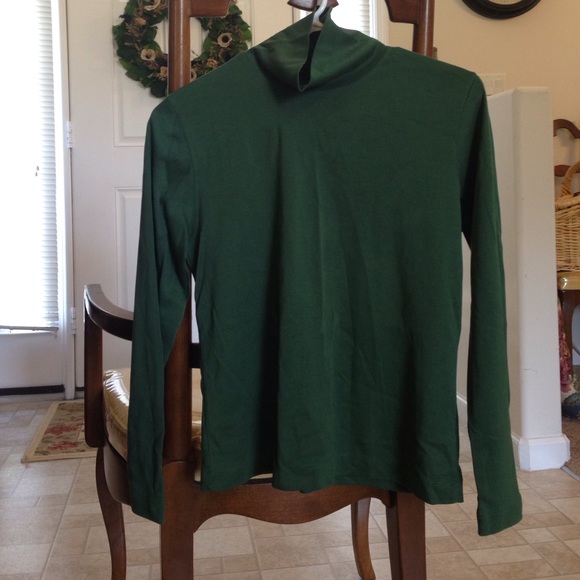 Lands End forest green turtleneck