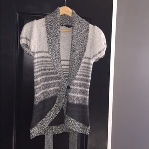 XS Grey Ombré BCBG MaxAzria Short Sleeve Sweater