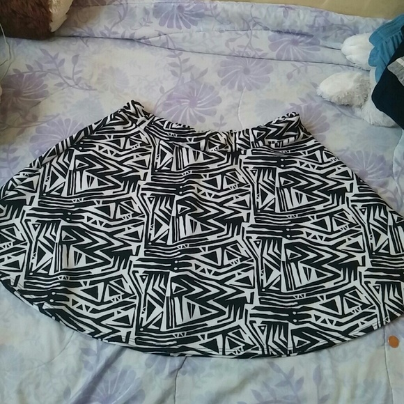 Black and white skater skirt.