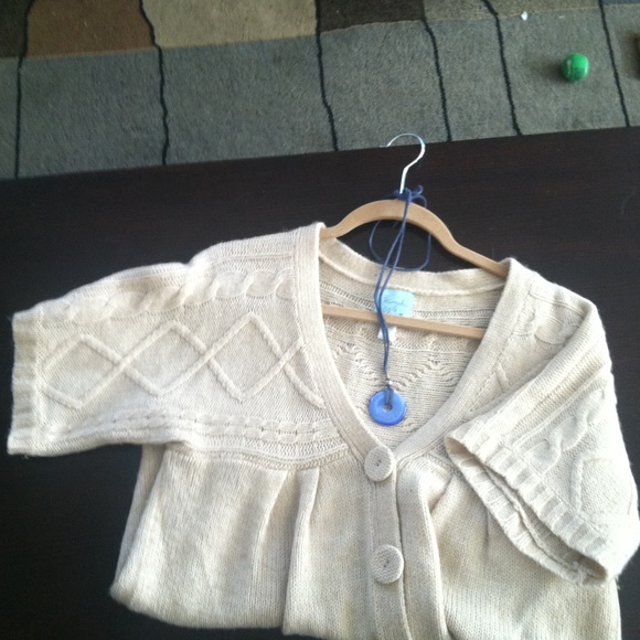 Sweater - Picture 3 of 3