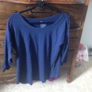 3/4 length navy blue tee