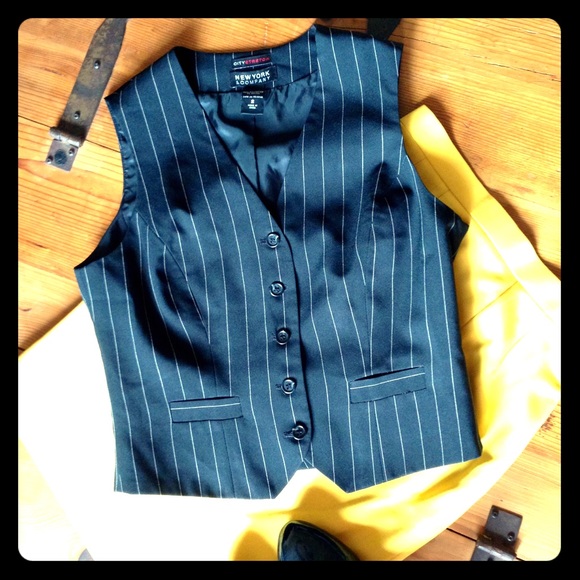 *Closet Closing 9/18* Pinstriped sophistication