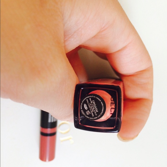 NARS LIP - Picture 2 of 4