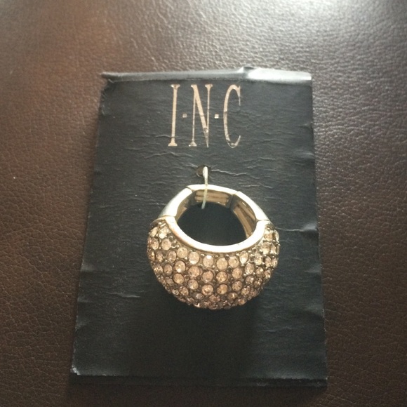 Inc glam ring