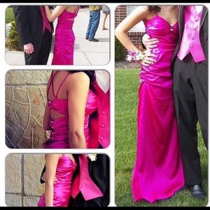 Von Maur prom dress
