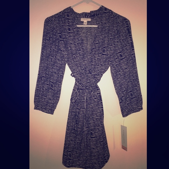 NWT! Liz Lange Maternity Top