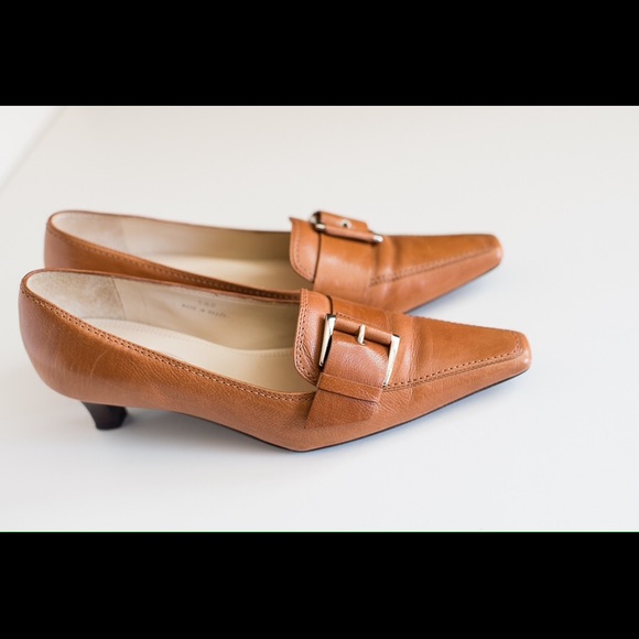 Talbots  low heel leather shoes