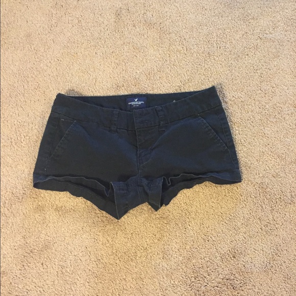 American Eagle shorts size 4