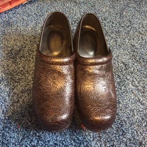 Croft and Barrow clog shoe