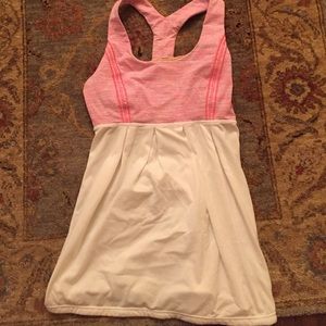 Lululemon top