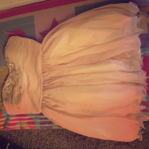 Prom dress. Price negotiable - Picture 1 of 4