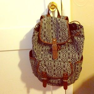 Tribal print backpack!! 😁💋😍💘