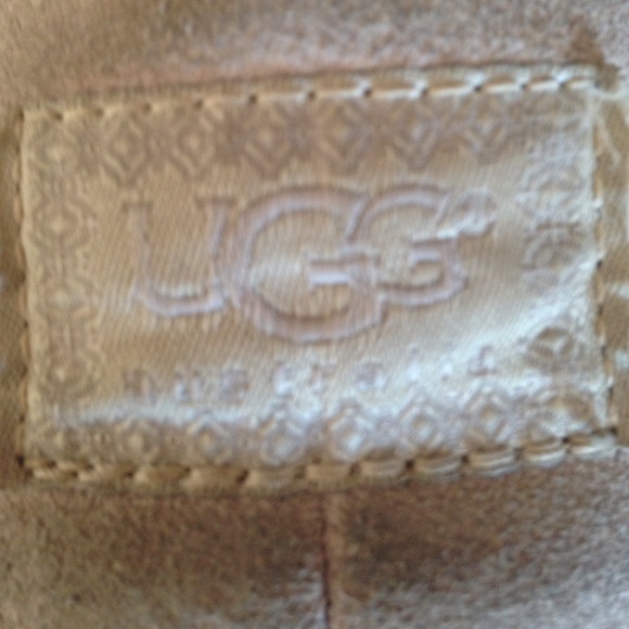 Uggs - Picture 2 of 4