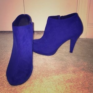 Blue Suede booties size 7