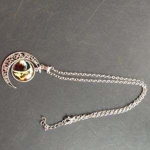 Pendant with chain