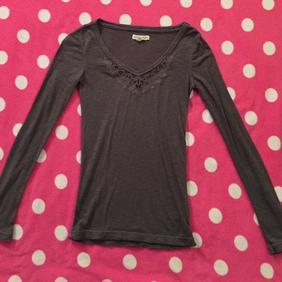 Grey long sleeve shirt