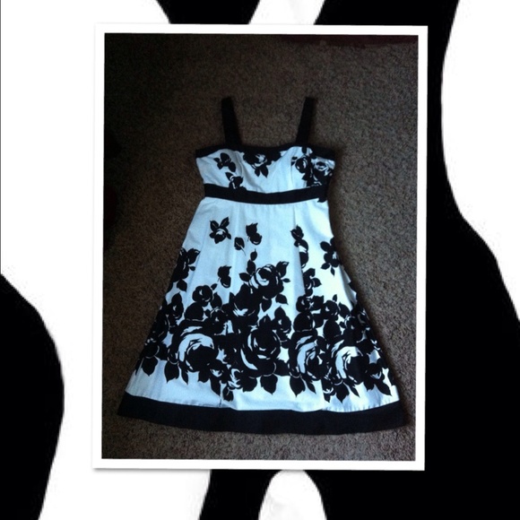 DARLING DRESS