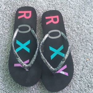 Roxy flip flops