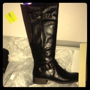 Brand new Leather boots