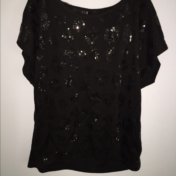 Black forever 21 flowy top - Picture 1 of 3