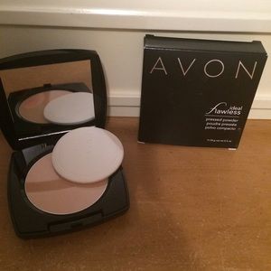 2 Avon ideal flawless pressed powders in Medium