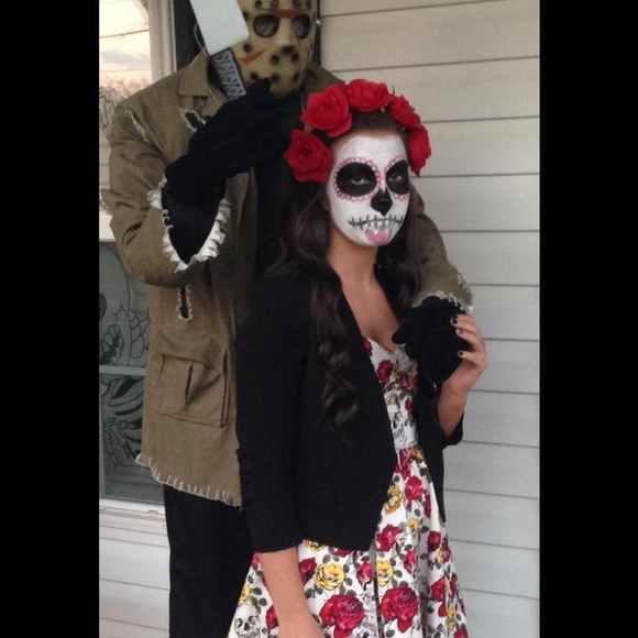 Rose/Skull Print Dress🌹💀 - Picture 3 of 4