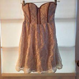 Adorable urban outfitters dress!