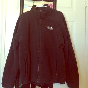 Black fleece Northface jacket