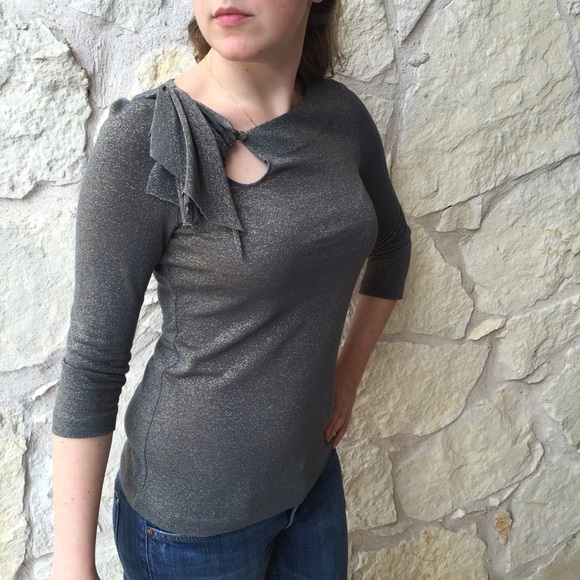 Blue-Gray and Gold Deletta Top - Picture 2 of 3