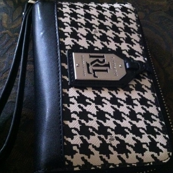 Ralph Lauren Authentic clutch