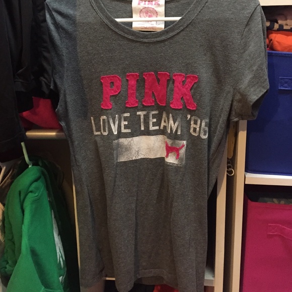 VS Pink t shirt