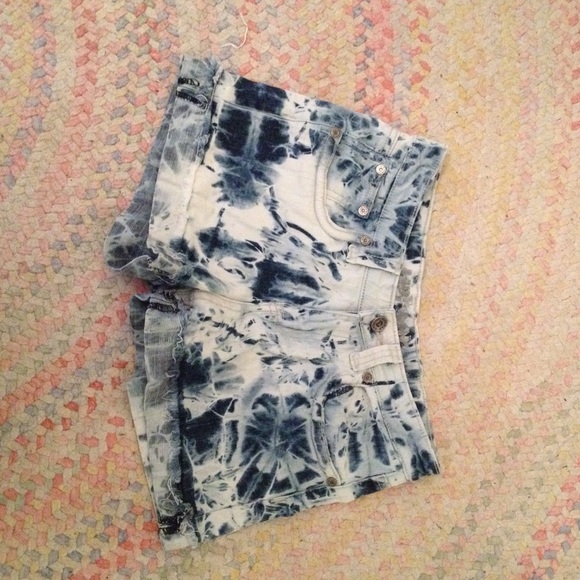 Cute denim wash shorts