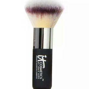It Cosmetics Luxe Powder & Bronzer Brush