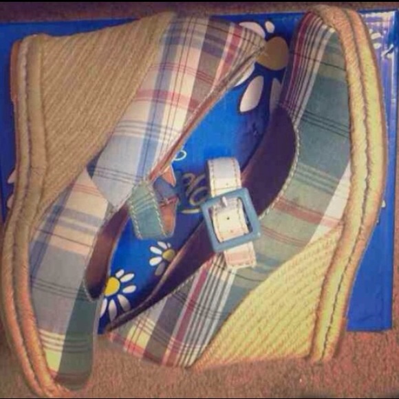 Plaid heels